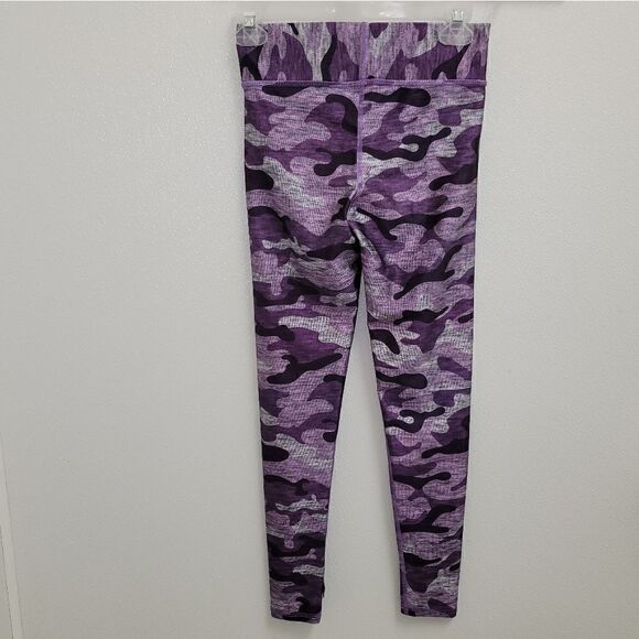 Terez Tall Band 7/8 legging Size Small -Purple Camo Excellent! - Picture 3 of 10